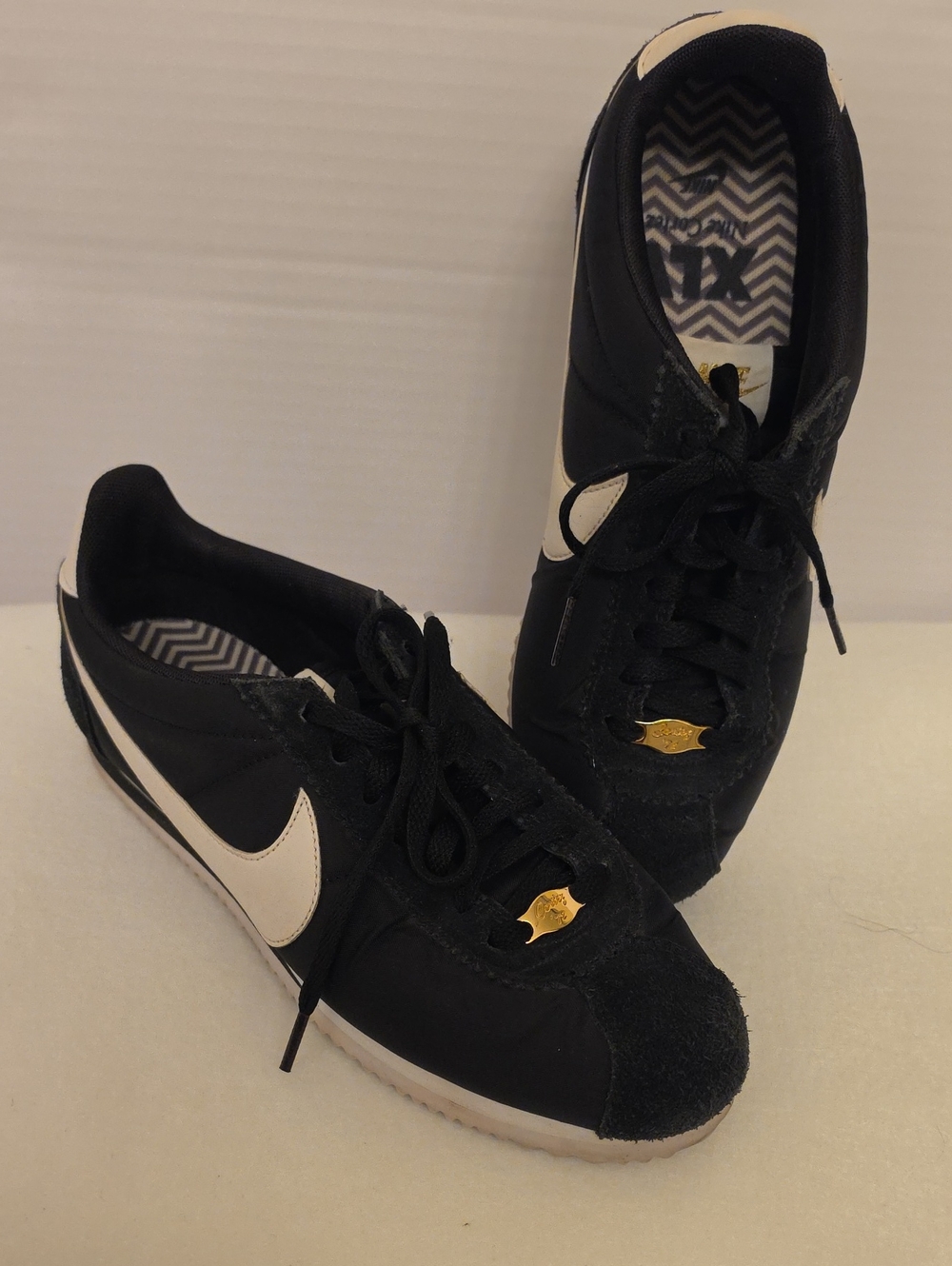 Nike Women’s Black and White Low-Top Sneakers